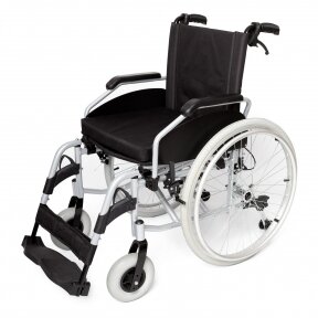 Aliuminis neįgaliojo vežimėlis su stabdžiais palydinčiam asmeniui