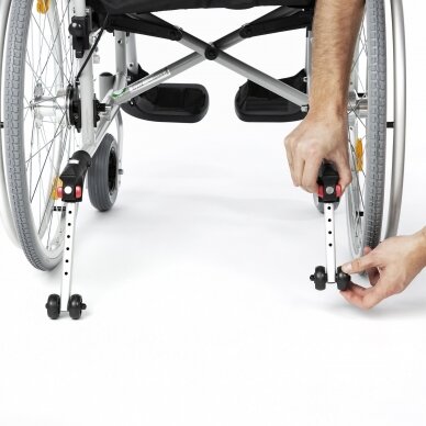 Lengvo lydinio neįgaliojo vežimėlis LIGHTMAN START PLUS 12