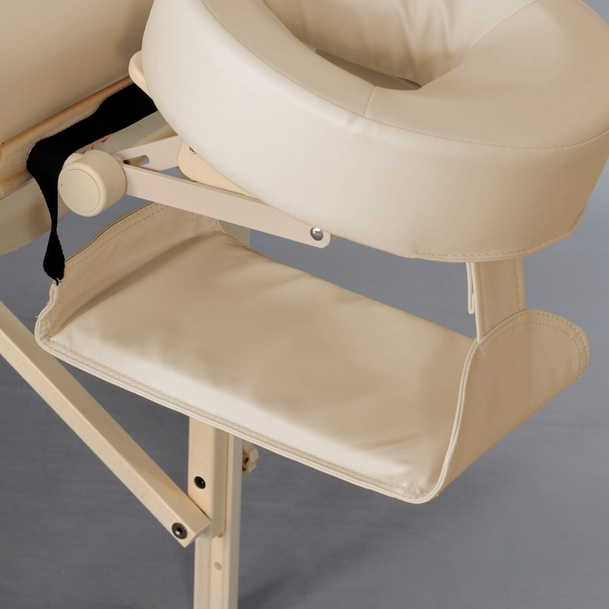 Sulankstomas masažo stalas nėščiosioms HABYS Olivia 70 Soft Touch – su išpjovomis pilvui ir krūtinei 13 Sulankstomas masažo stalas nėščiosioms HABYS Olivia 70 Soft Touch – su išpjovomis pilvui ir krūtinei 13